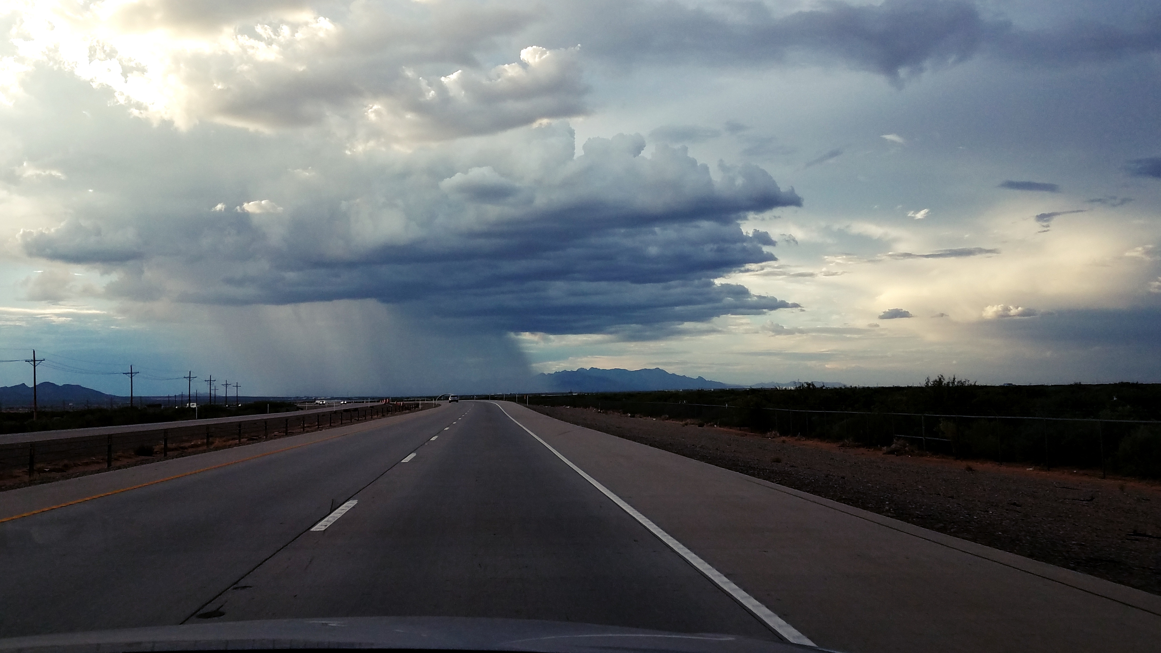 Photo of the Highway intersection near Las Cruces, New Mexico.